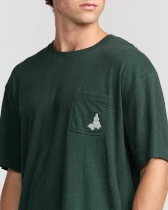 Austin Garage T-skjorte med vanlig lomme og korte shorts