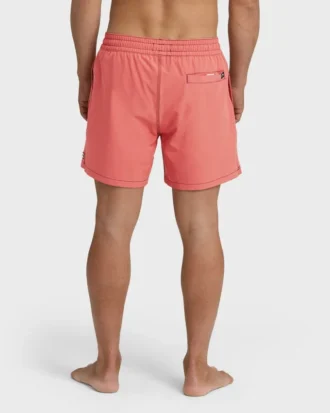 Kolleksjon: Layback-badeshorts i ensfarget design